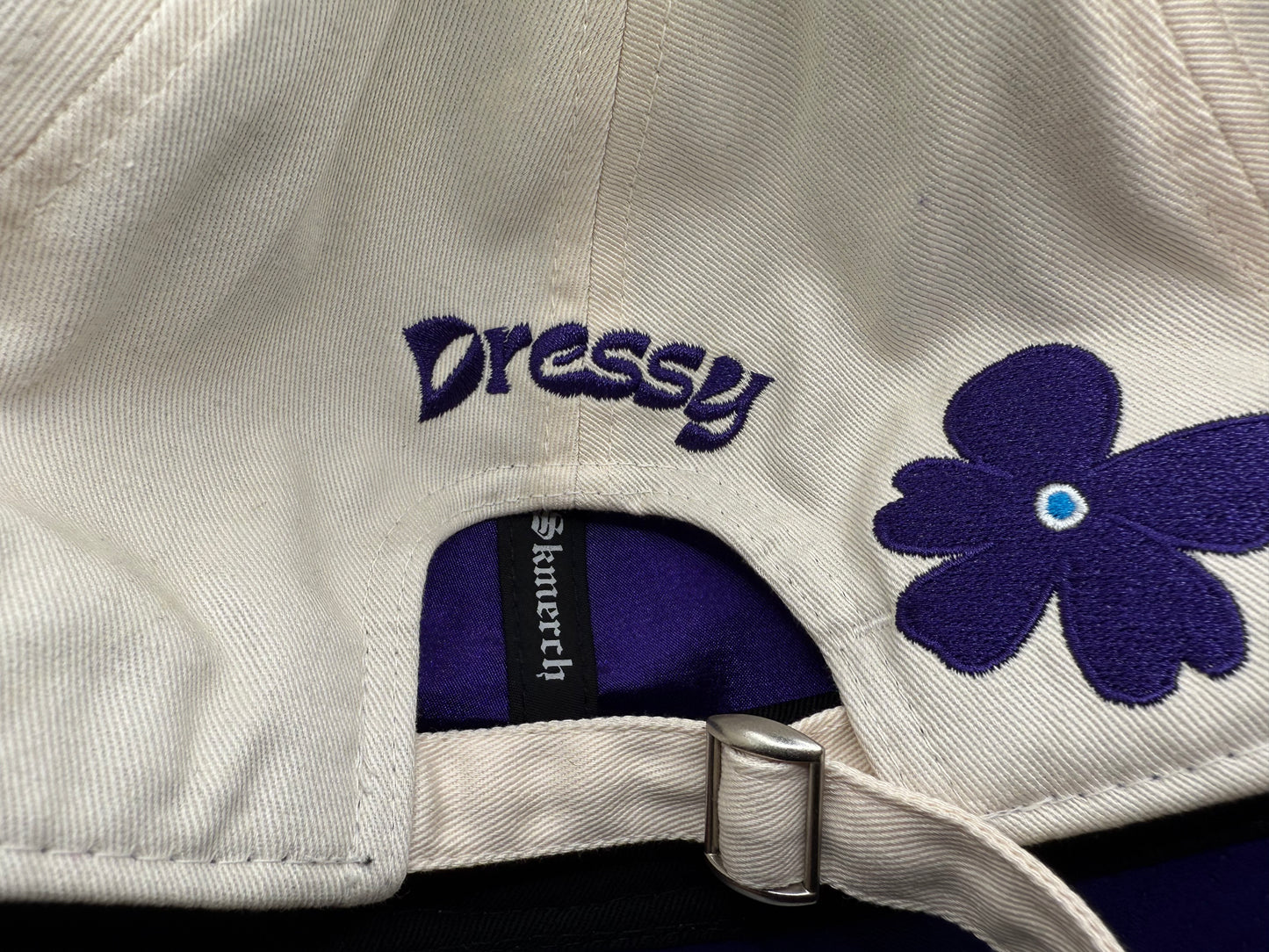 DRESSY